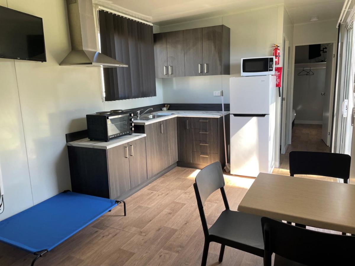 Australian Motor Home Tourist Park Twelve Mile Creek Karuah Exterior foto